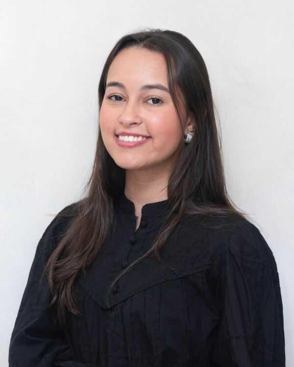 Maria Fernanda Vilaça Santos